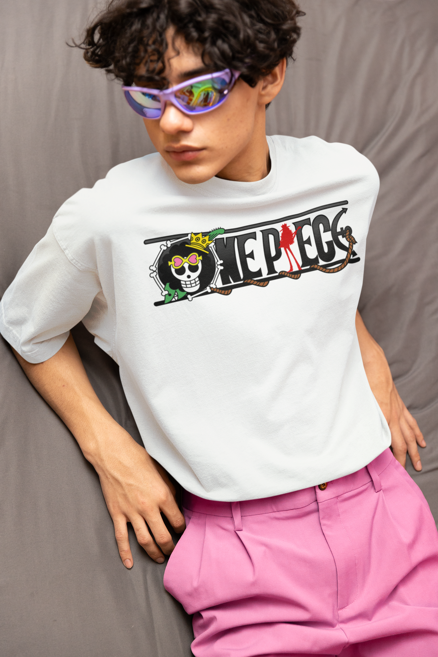 One Piece - brooks Oversized T-Shirt